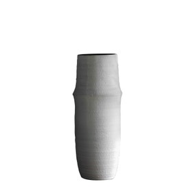 Cedar & Sage Larson Vase